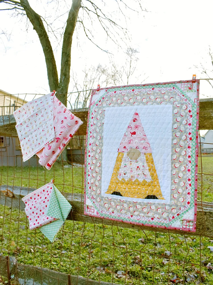 Generous Gnomette Mini Quilt Pattern