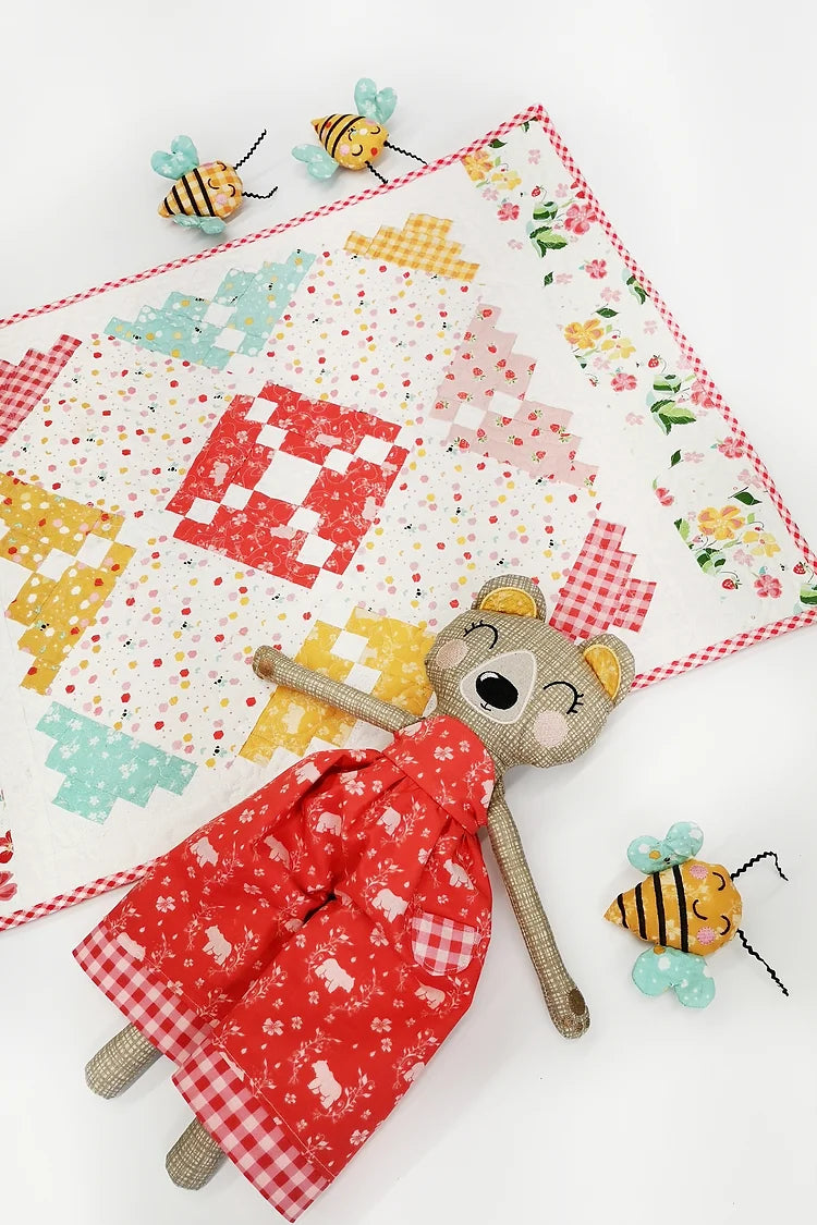 Strawberry Patch Mini Quilt