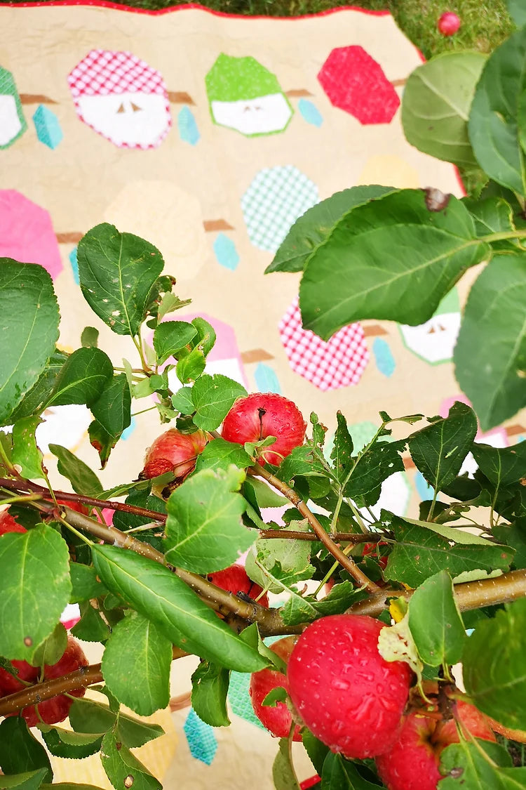 Apple Season Quilt Pattern